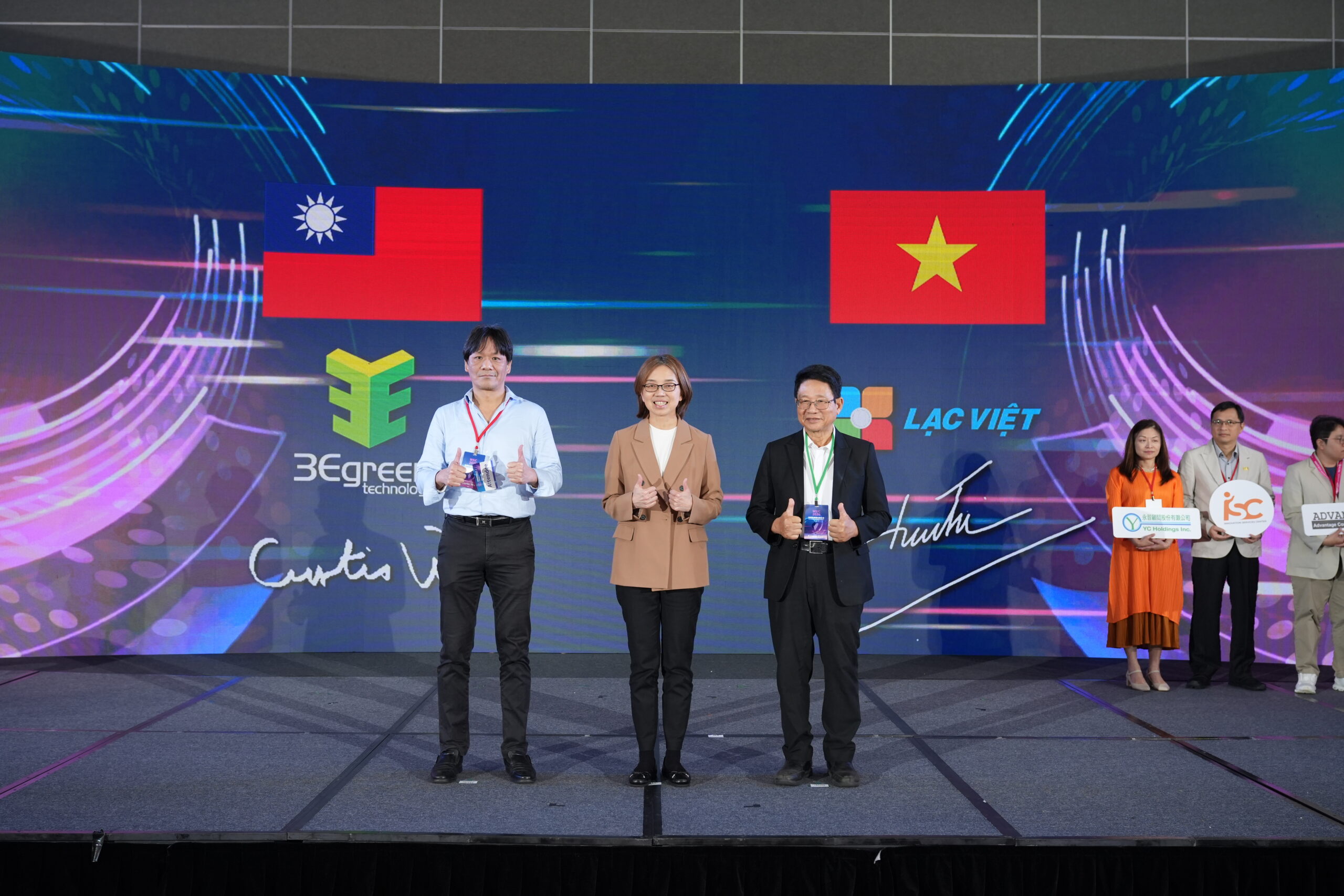 FE2F6621-5E8A-4A40-AD82-65622A9C7E0D